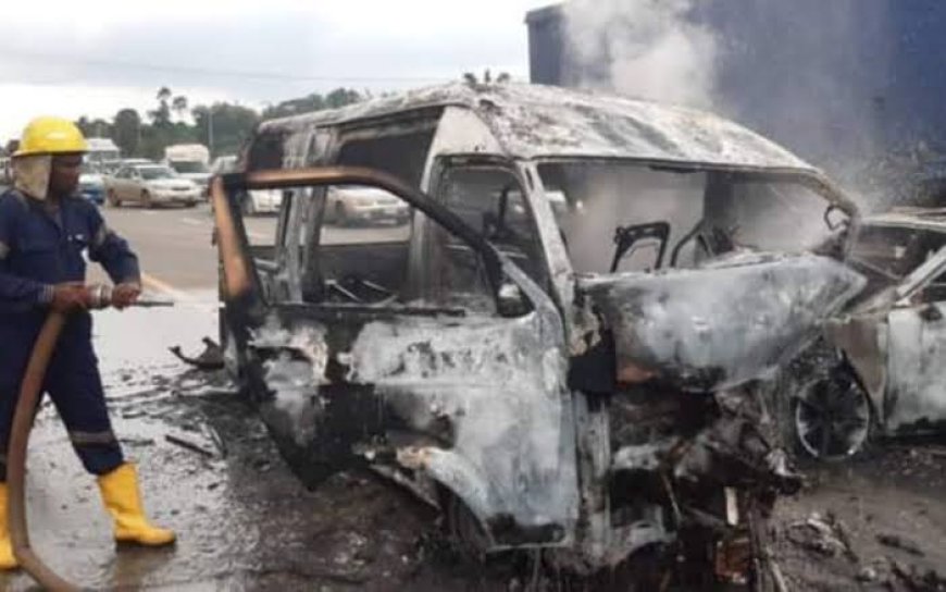 Scores Feared Dead as Gas Explosion Burnts 9 cars to ashes