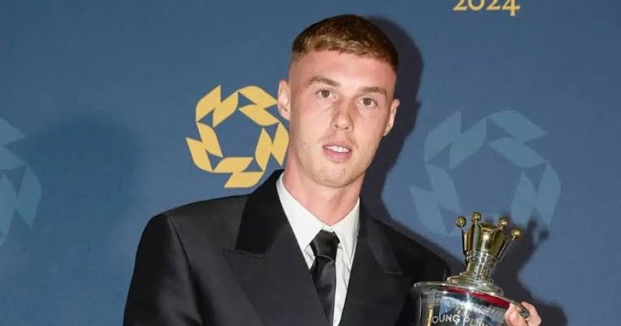 Cole Palmer wins Men's PFA Young Player of the Year award