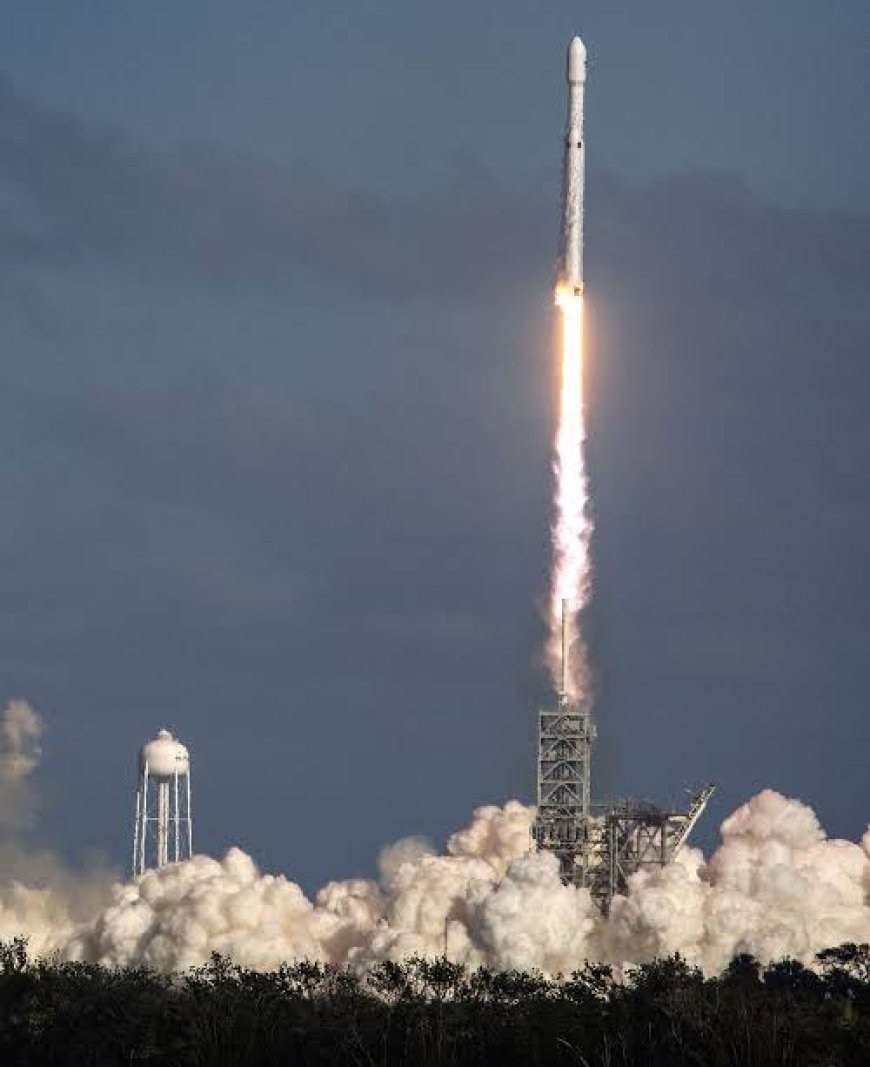 The next round of heavy lift rockets is poised to rival SpaceX