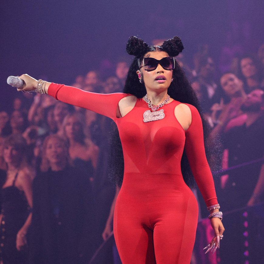 Nicki Minaj Takes Aim at Jay-Z Over Lil Wayne's Super Bowl Snub