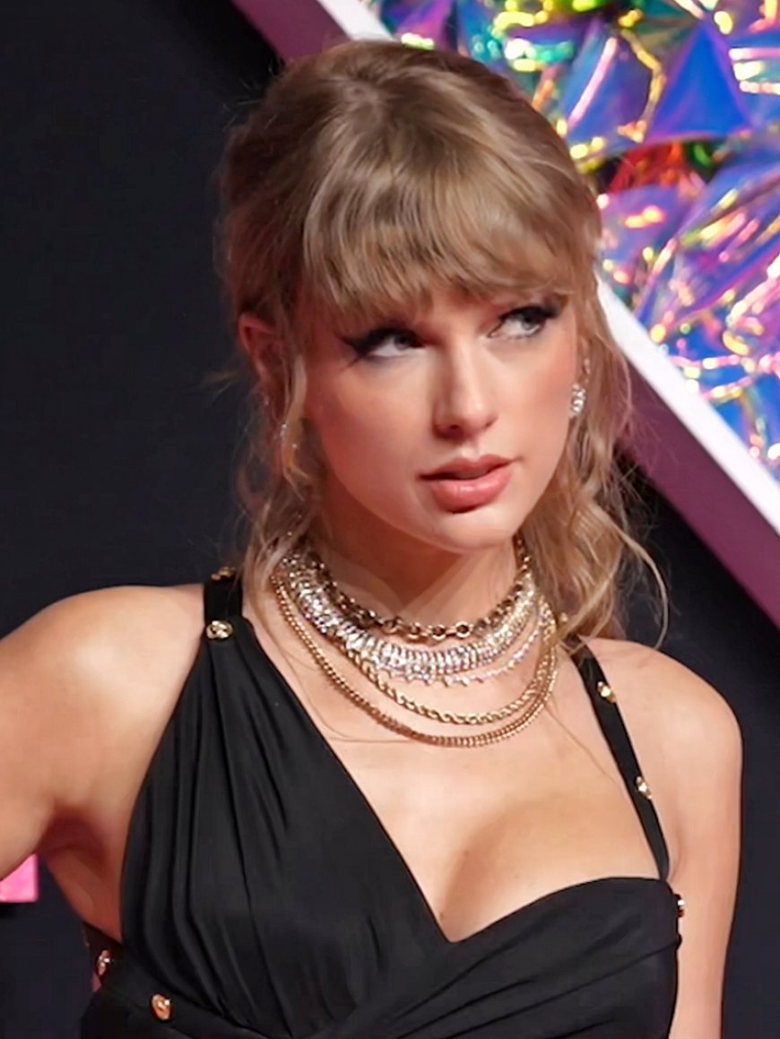 Taylor Swift Overtakes Rihanna as Richest Female Musician