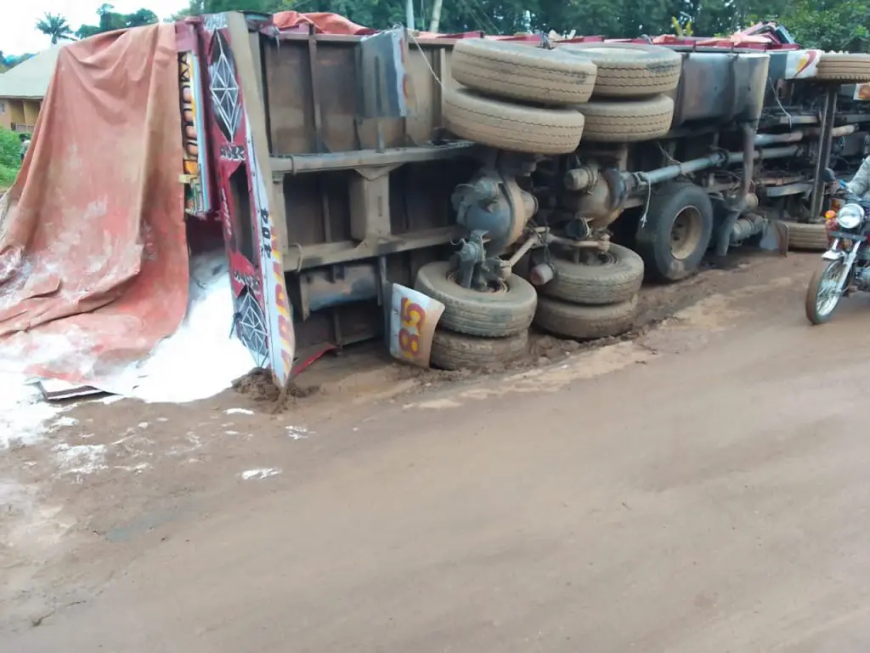 4 reportedly dead as trailer fell into ditch in Ogbomosho